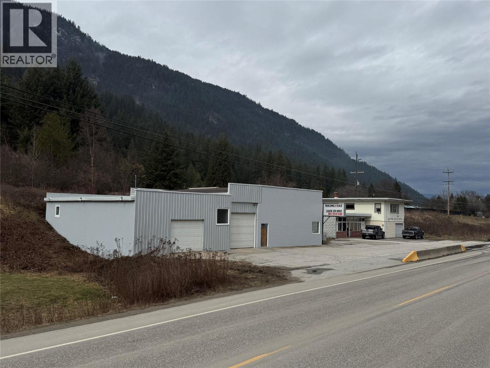 1503 3a Highway, Castlegar, British Columbia  V1N 4M7 - Photo 1 - 10379813