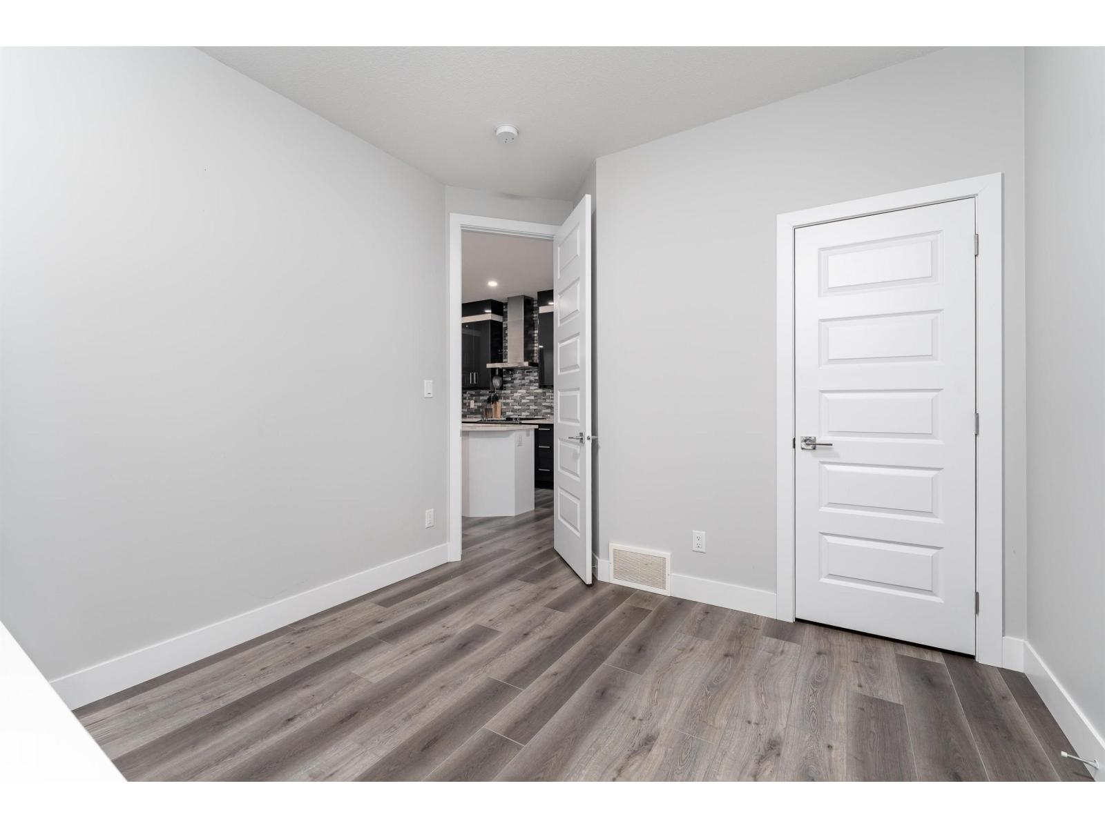 9338 Pear Li Sw, Edmonton, Alberta  T6X 2V9 - Photo 13 - E4480023