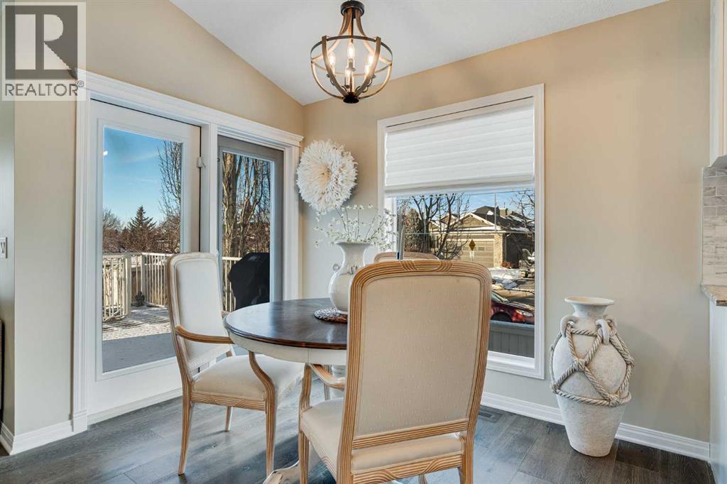 701 Cimarron Close, Okotoks, Alberta  T1S 1X3 - Photo 9 - A2297473