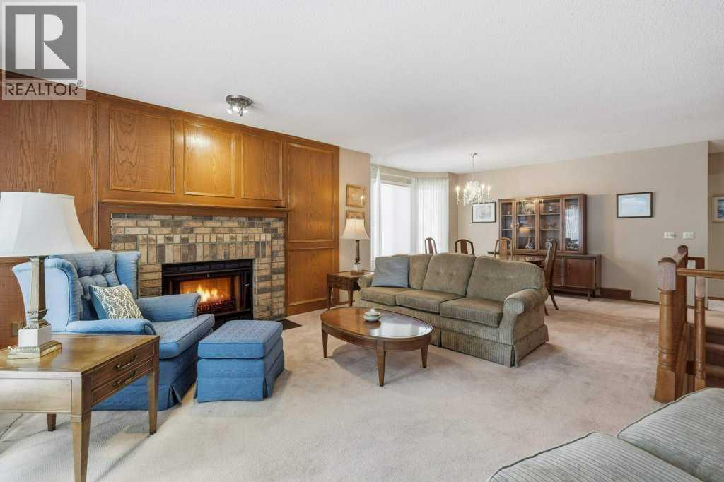 9 Douglasbank Gardens SE, Calgary, Alberta  T2Z 2C9 - Photo 5 - A2297877