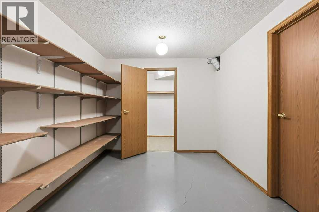 9 Douglasbank Gardens SE, Calgary, Alberta  T2Z 2C9 - Photo 31 - A2297877