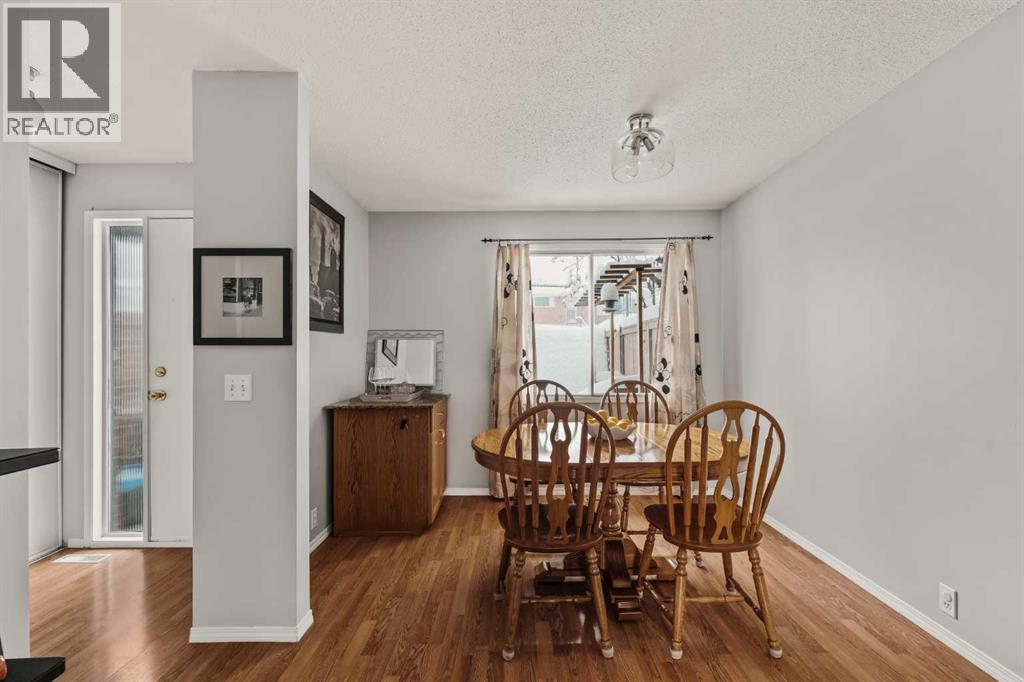 43, 1055 72 Avenue NW, Calgary, Alberta  T2K 5S4 - Photo 3 - A2298145