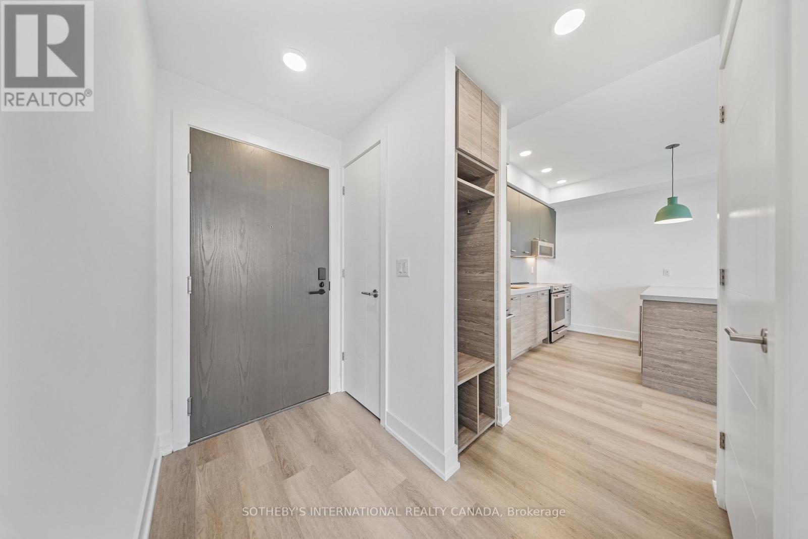 311 - 484 Spadina Avenue, Toronto, Ontario  M5S 0E4 - Photo 1 - C12944676