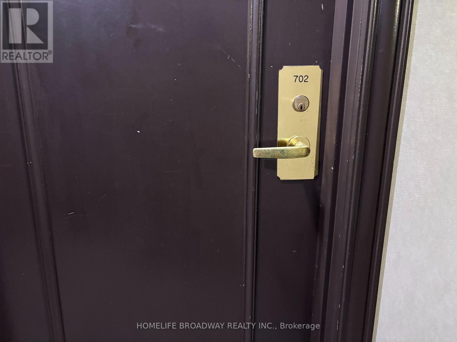 702 - 889 Bay Street, Toronto, Ontario  M5S 3K5 - Photo 2 - C12944682