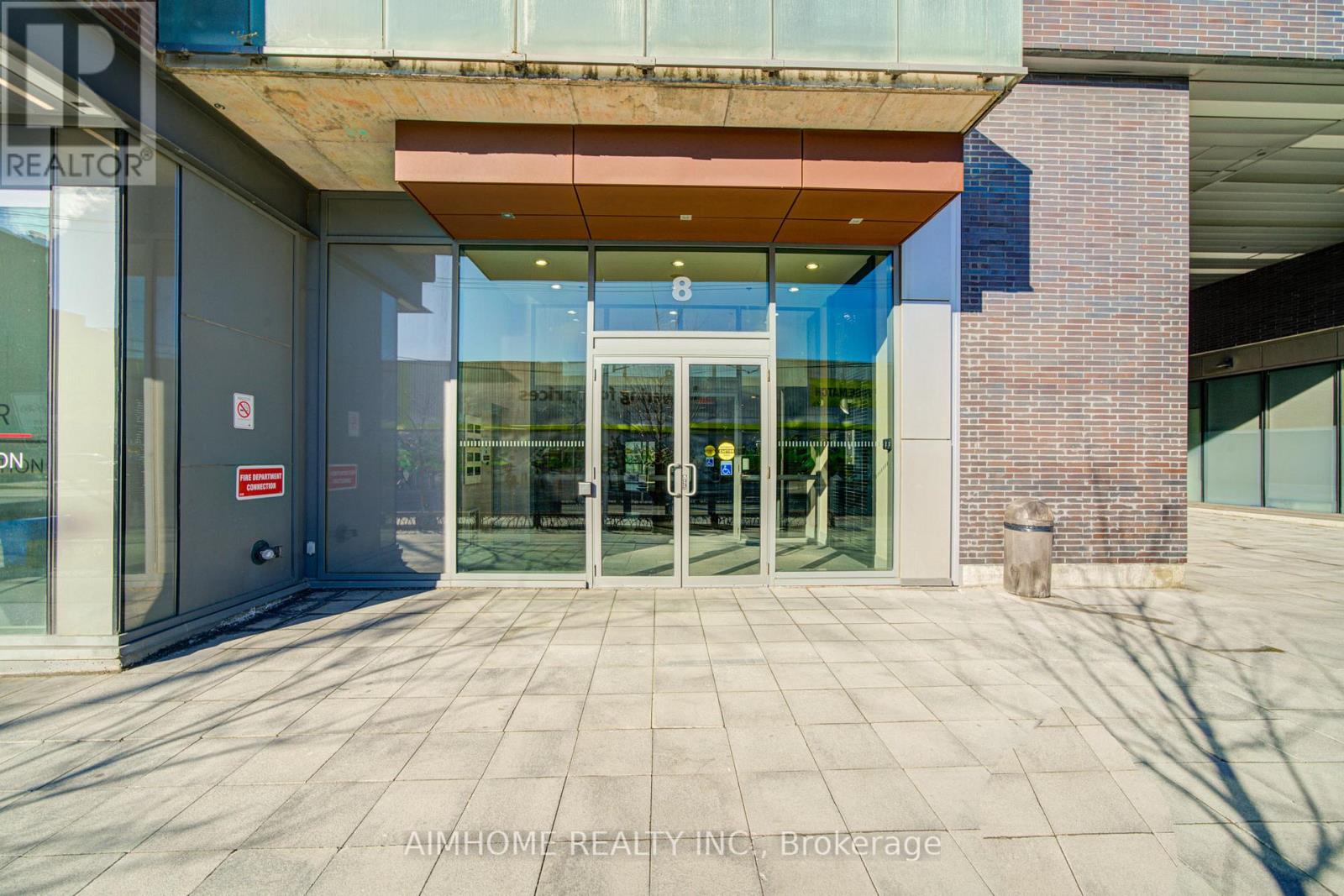 610 - 8 GLADSTONE AVENUE, Toronto, Ontario