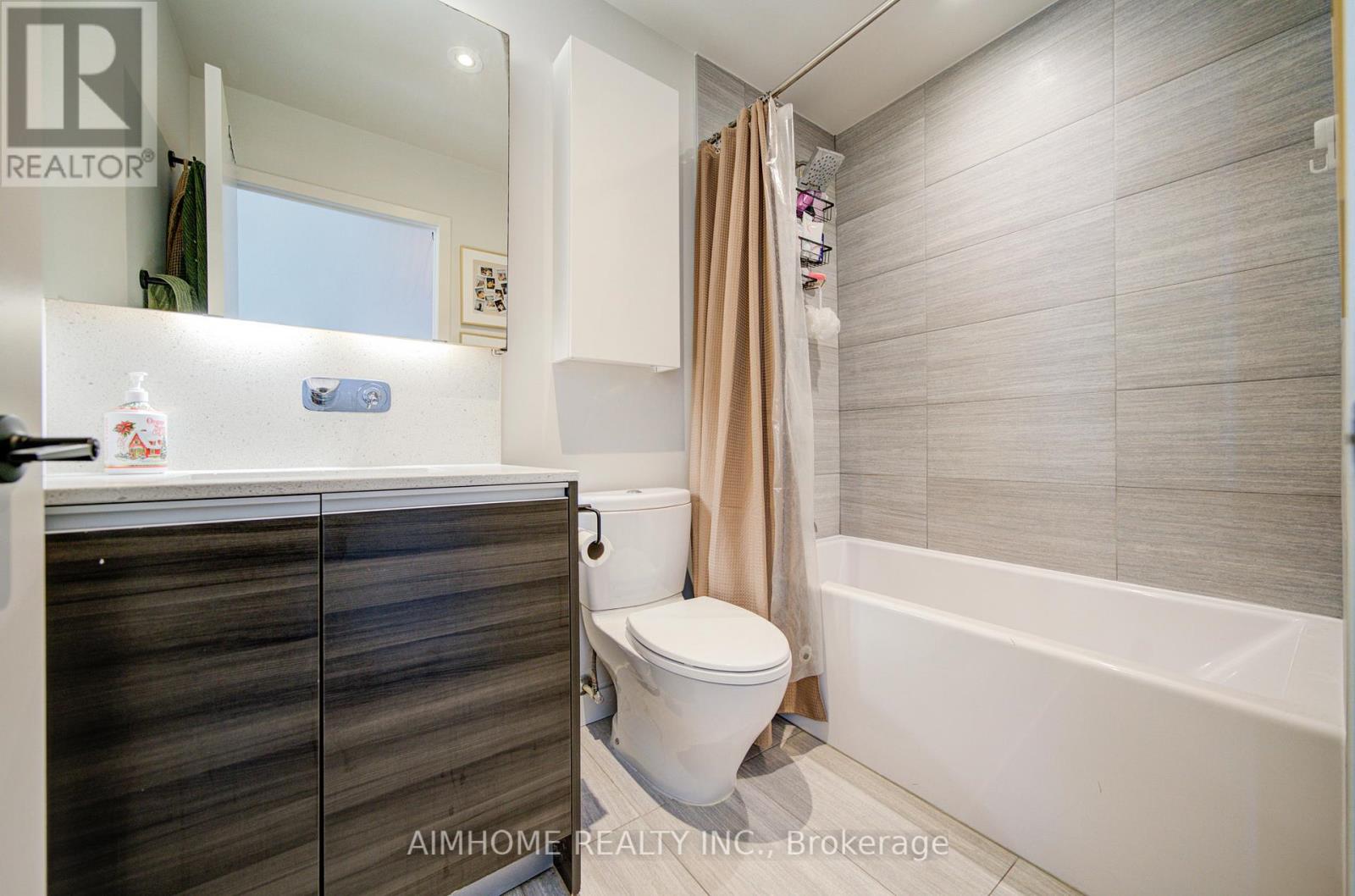 610 - 8 Gladstone Avenue, Toronto, Ontario  M6J 3K6 - Photo 22 - C12944688