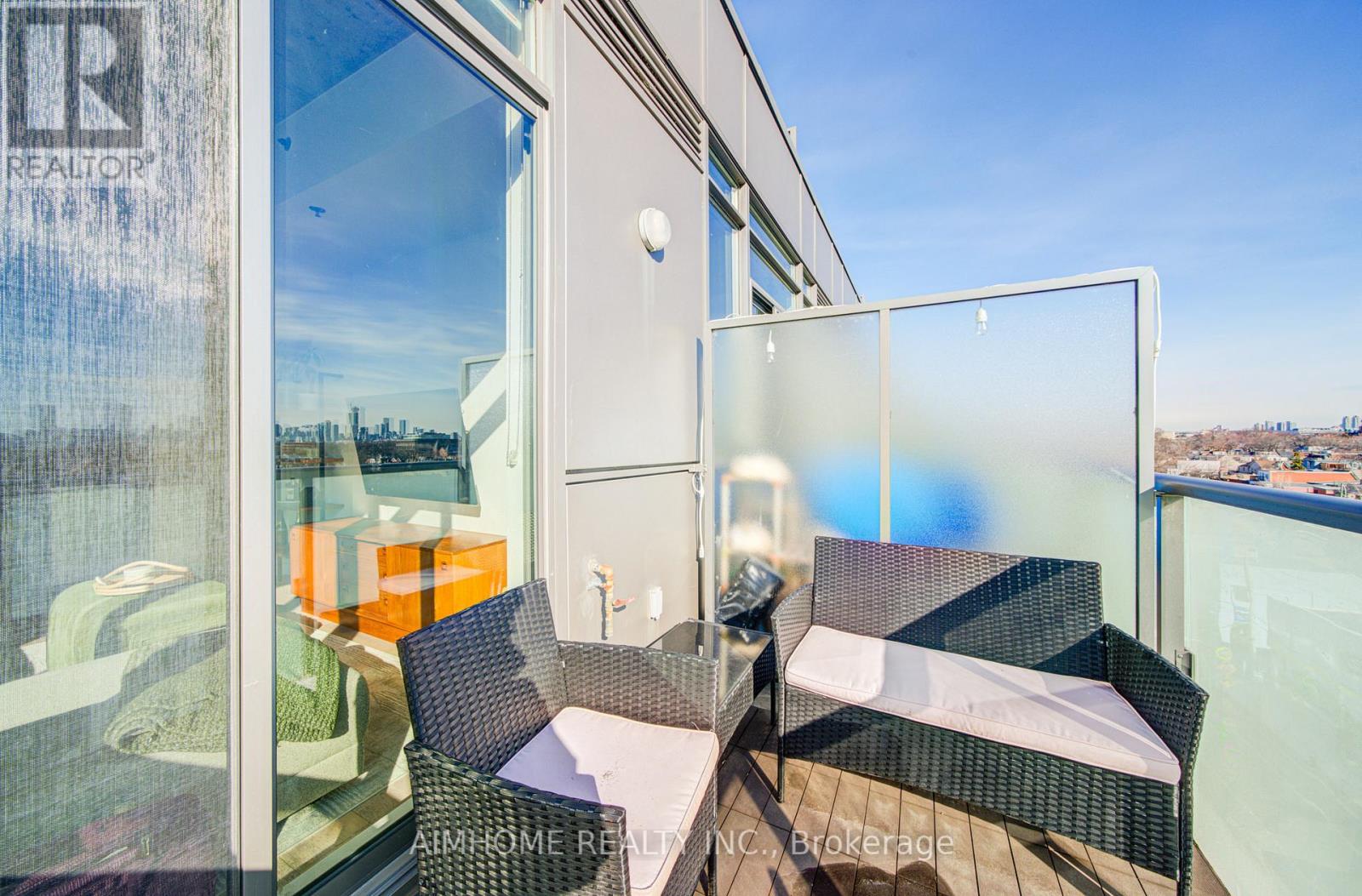 610 - 8 Gladstone Avenue, Toronto, Ontario  M6J 3K6 - Photo 27 - C12944688