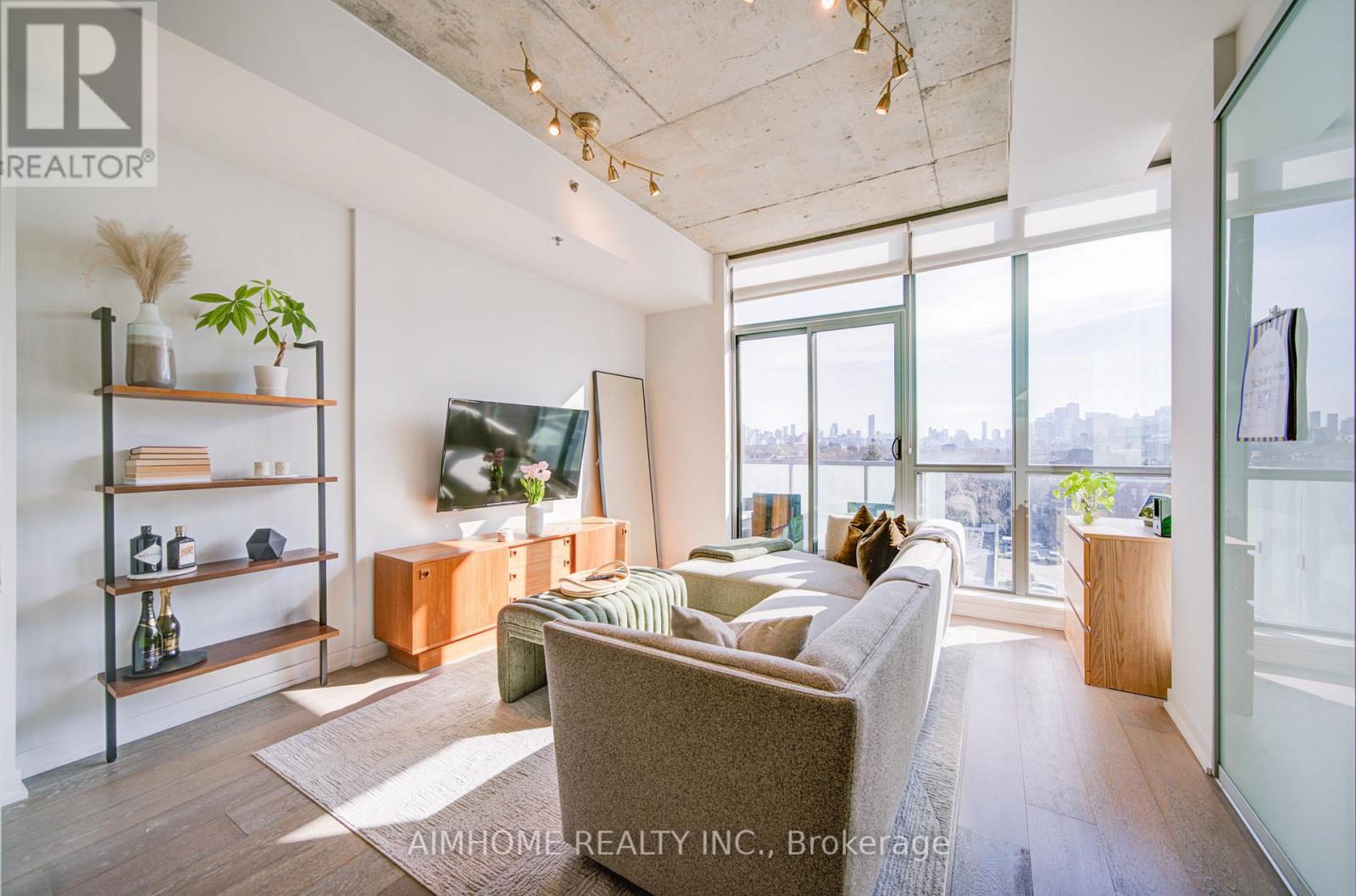 610 - 8 Gladstone Avenue, Toronto, Ontario  M6J 3K6 - Photo 6 - C12944688