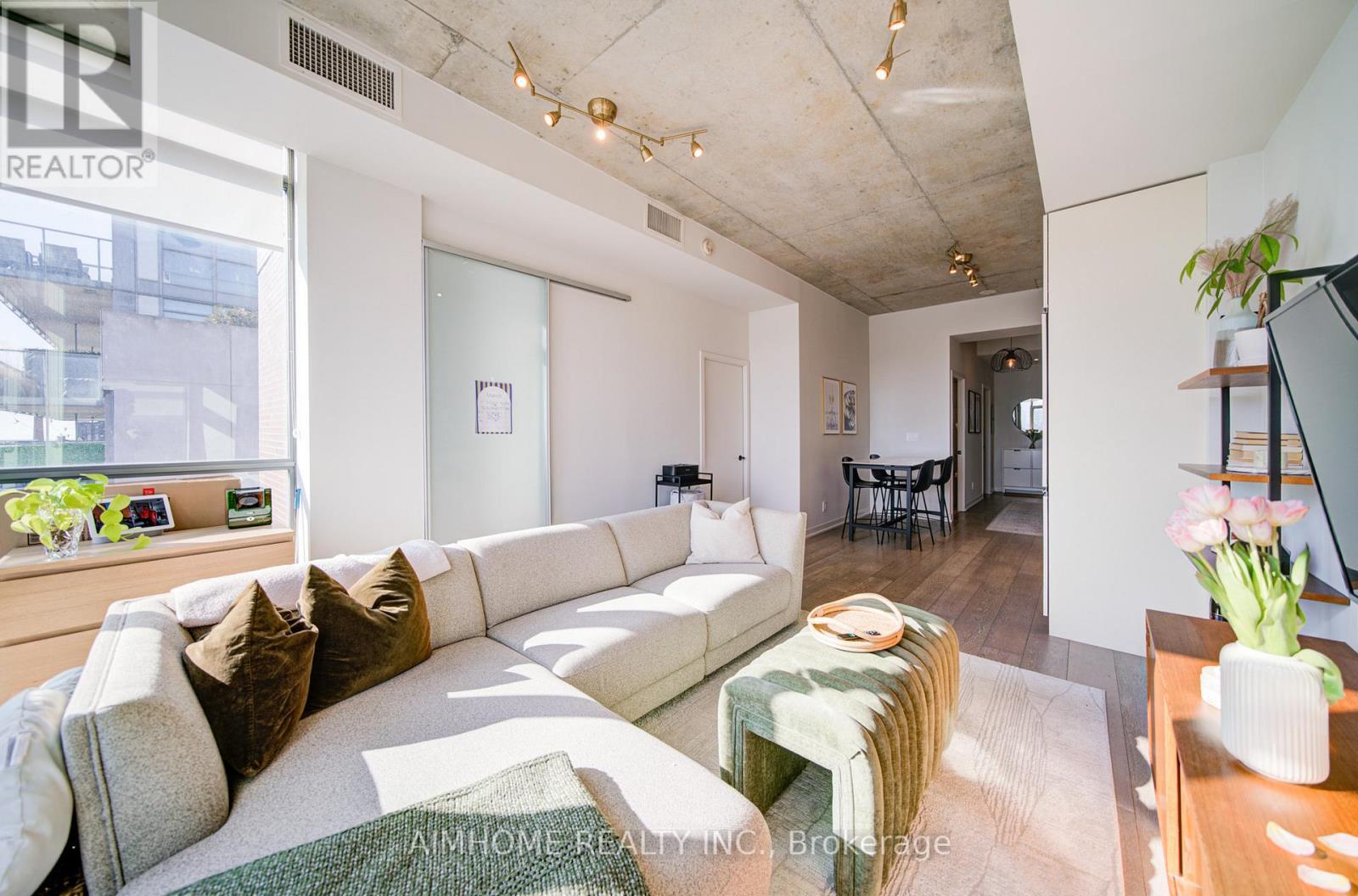 610 - 8 Gladstone Avenue, Toronto, Ontario  M6J 3K6 - Photo 9 - C12944688