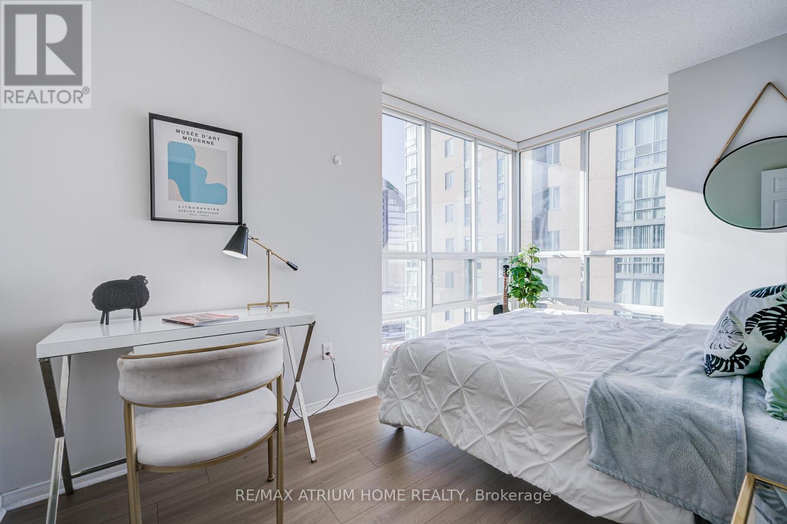 1703 - 3 Pemberton Avenue, Toronto, Ontario  M2M 4M1 - Photo 18 - C12944698