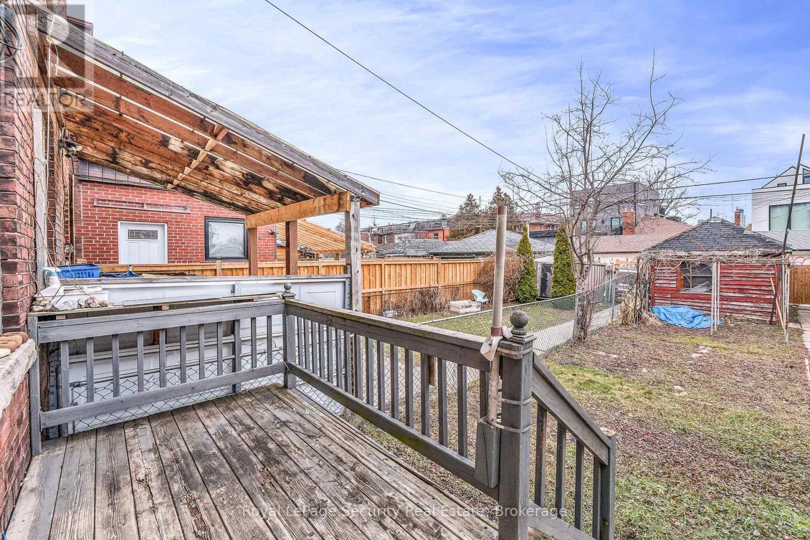 667 Ossington Avenue, Toronto, Ontario  M6G 3T6 - Photo 34 - C12944774