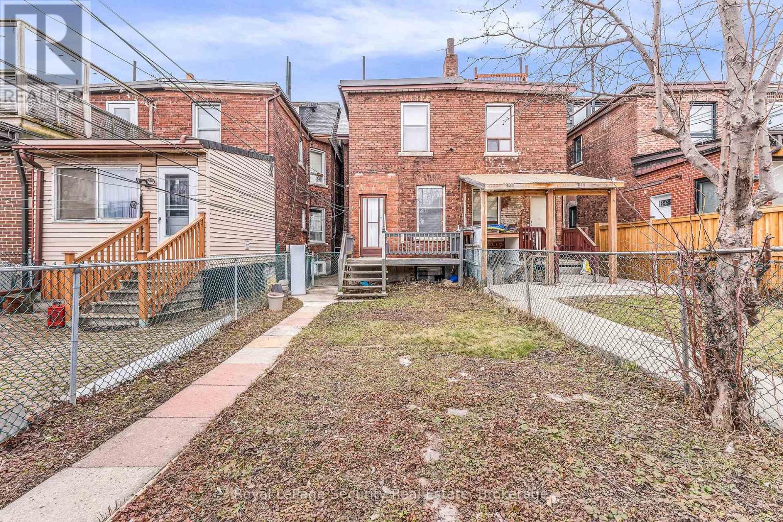 667 Ossington Avenue, Toronto, Ontario  M6G 3T6 - Photo 41 - C12944774