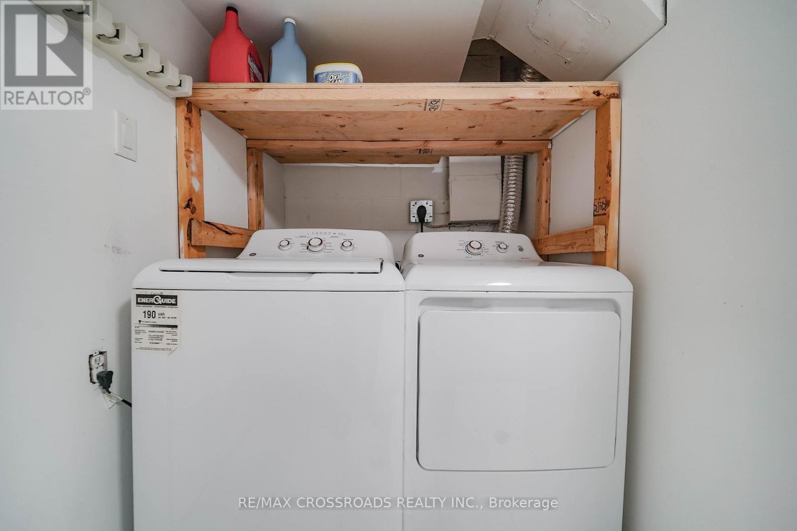 8 Topaz Gate, Toronto, Ontario  M2M 2Z7 - Photo 27 - C12944882