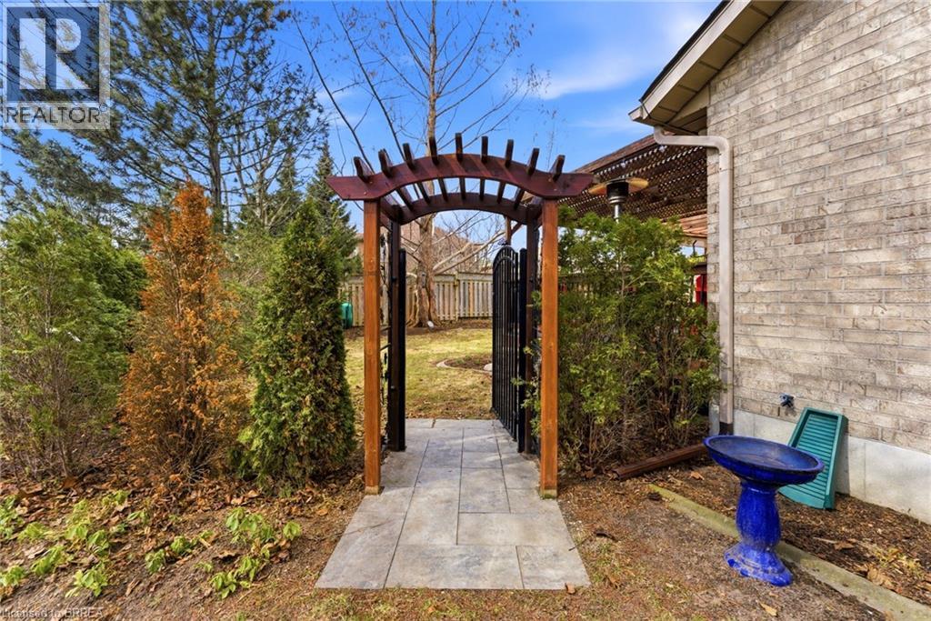 1 Daffodil Court, Brantford, Ontario  N3R 7T1 - Photo 31 - 40816674