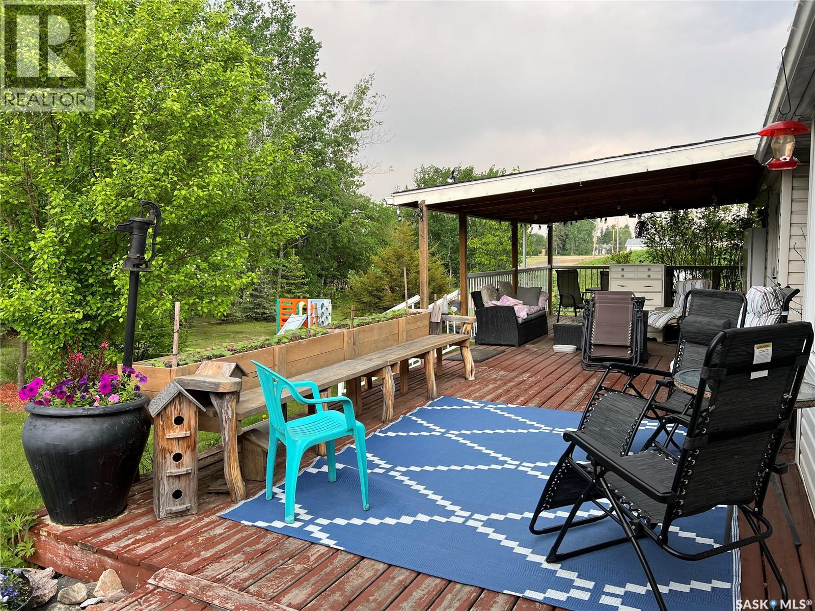 113 2nd Avenue Se, Dorintosh, Saskatchewan  S0M 0T0 - Photo 2 - SK031695