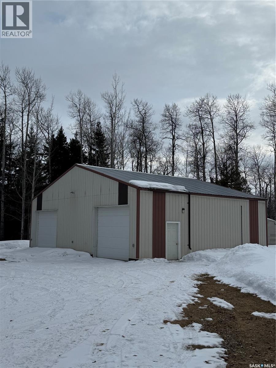4.96 Acres Move In Ready Property, Hudson Bay Rm No. 394, Saskatchewan  S0E 0Y0 - Photo 49 - SK031680