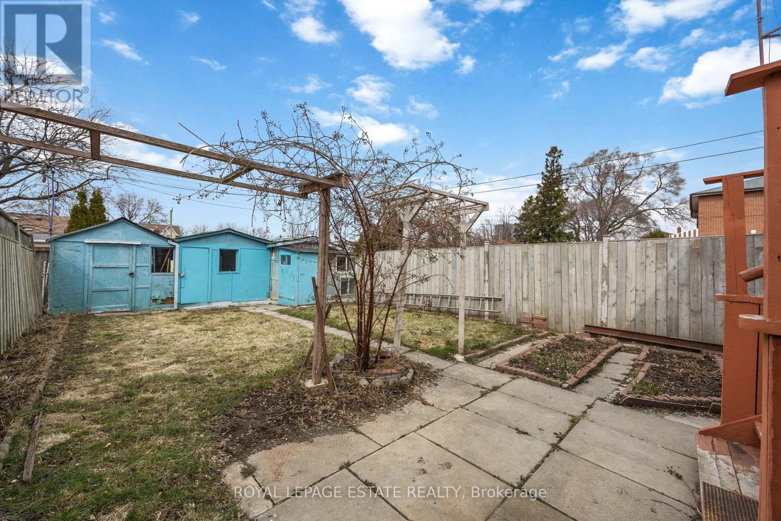 22 Medford Avenue, Toronto, Ontario  M1L 4G2 - Photo 19 - E12944690