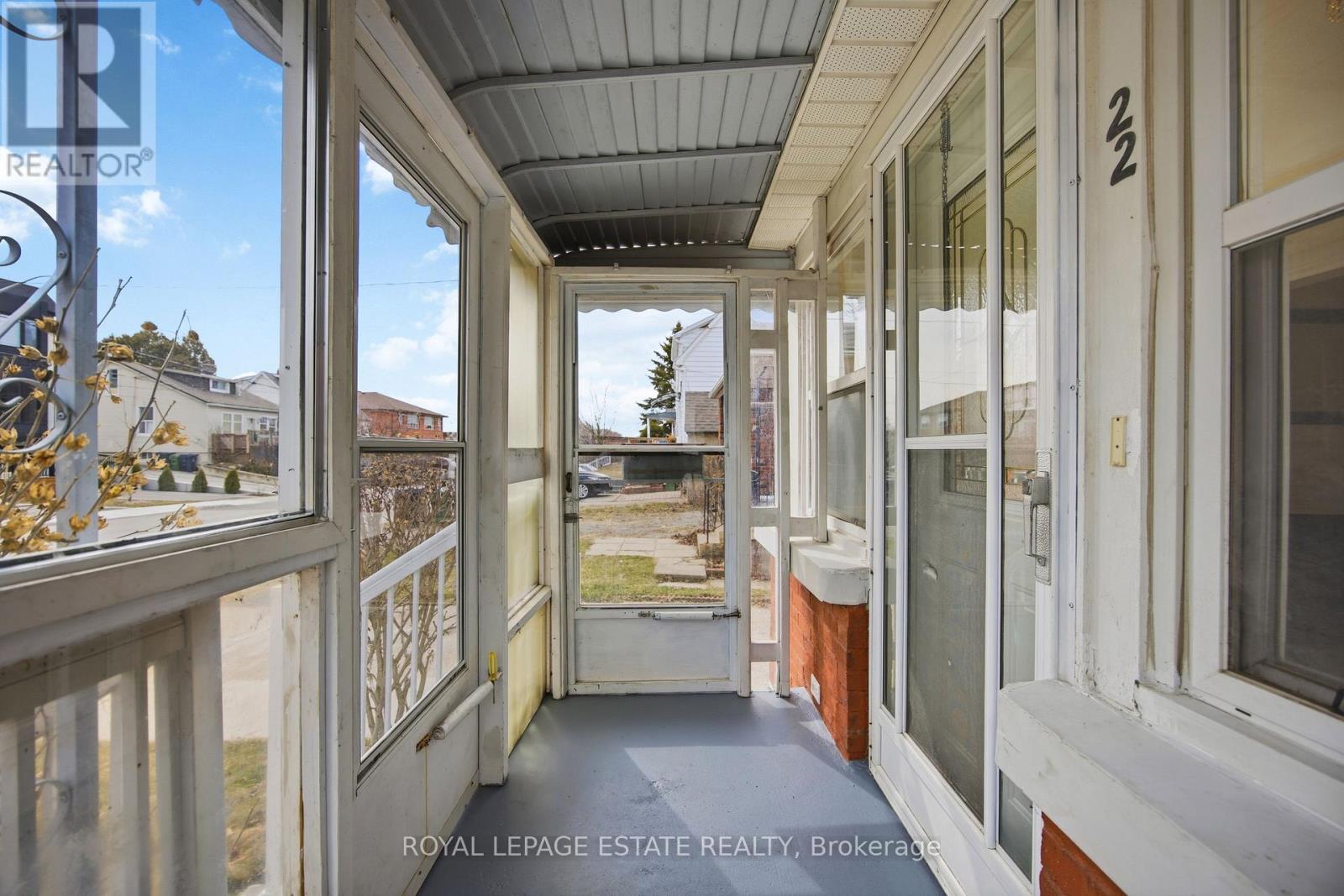 22 Medford Avenue, Toronto, Ontario  M1L 4G2 - Photo 2 - E12944690