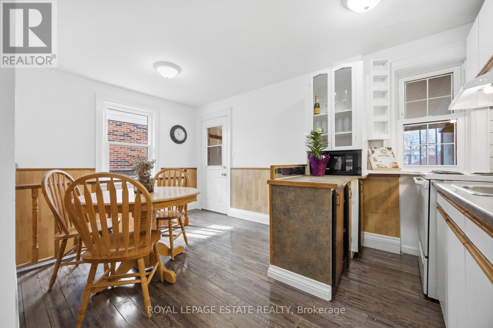 22 Medford Avenue, Toronto, Ontario  M1L 4G2 - Photo 6 - E12944690