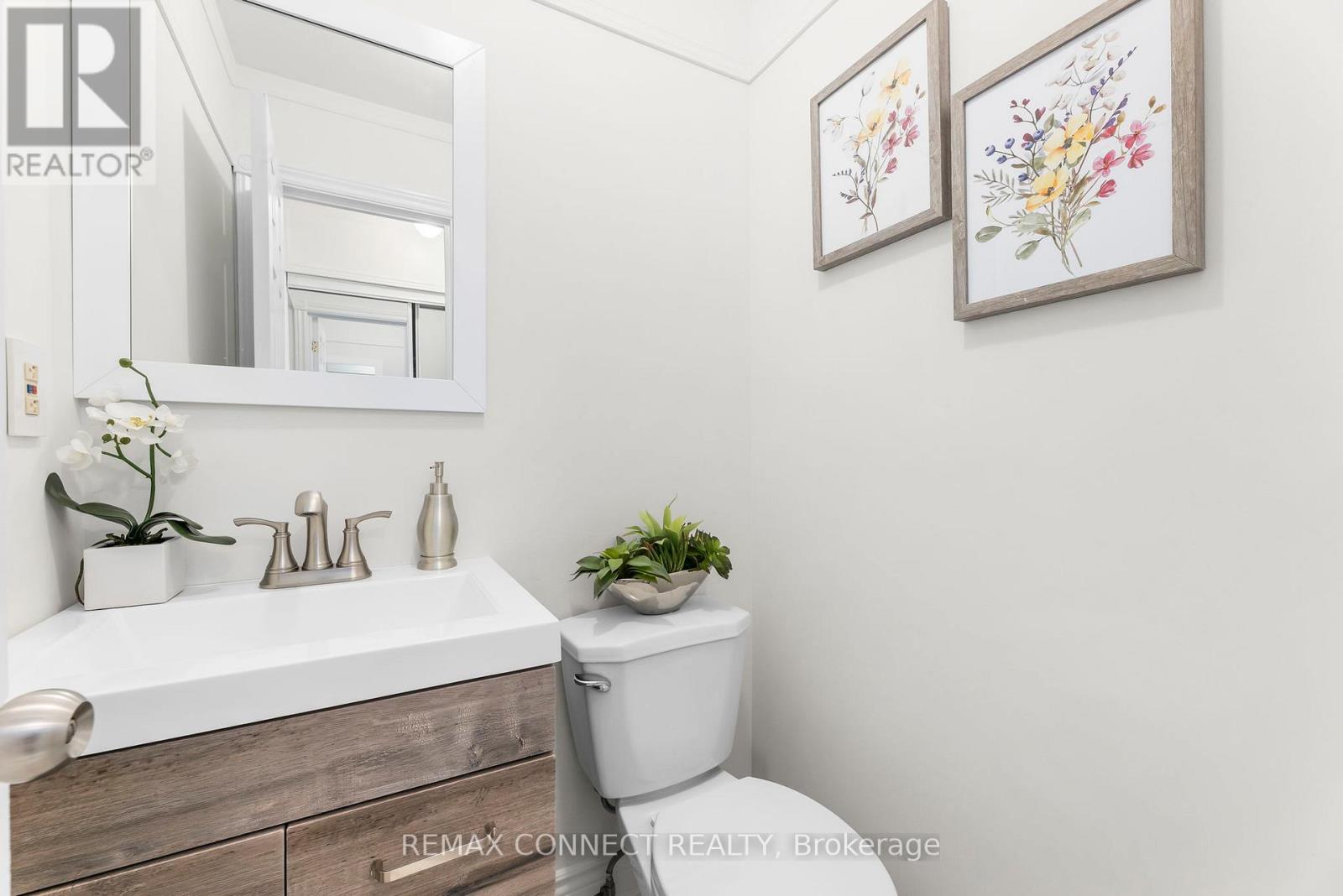 30 Chapman Drive, Ajax, Ontario  L1T 3C3 - Photo 4 - E12944872