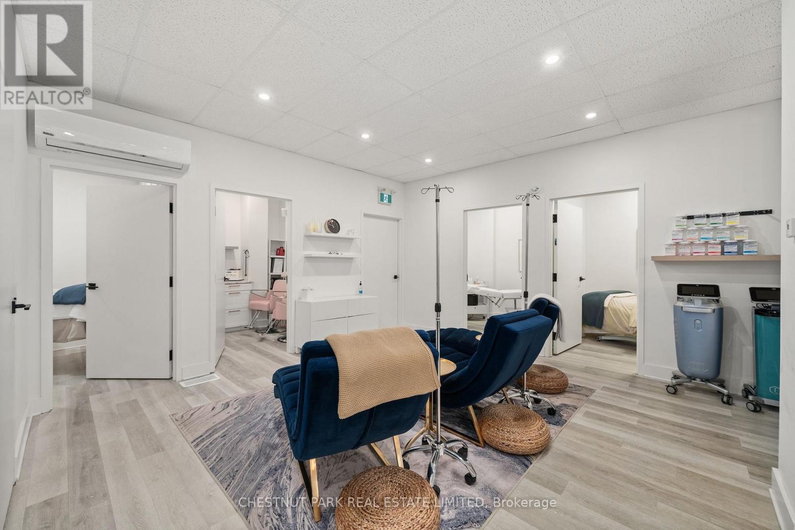 296 Main Street, Prince Edward County, Ontario  K0K 2T0 - Photo 9 - X12537798