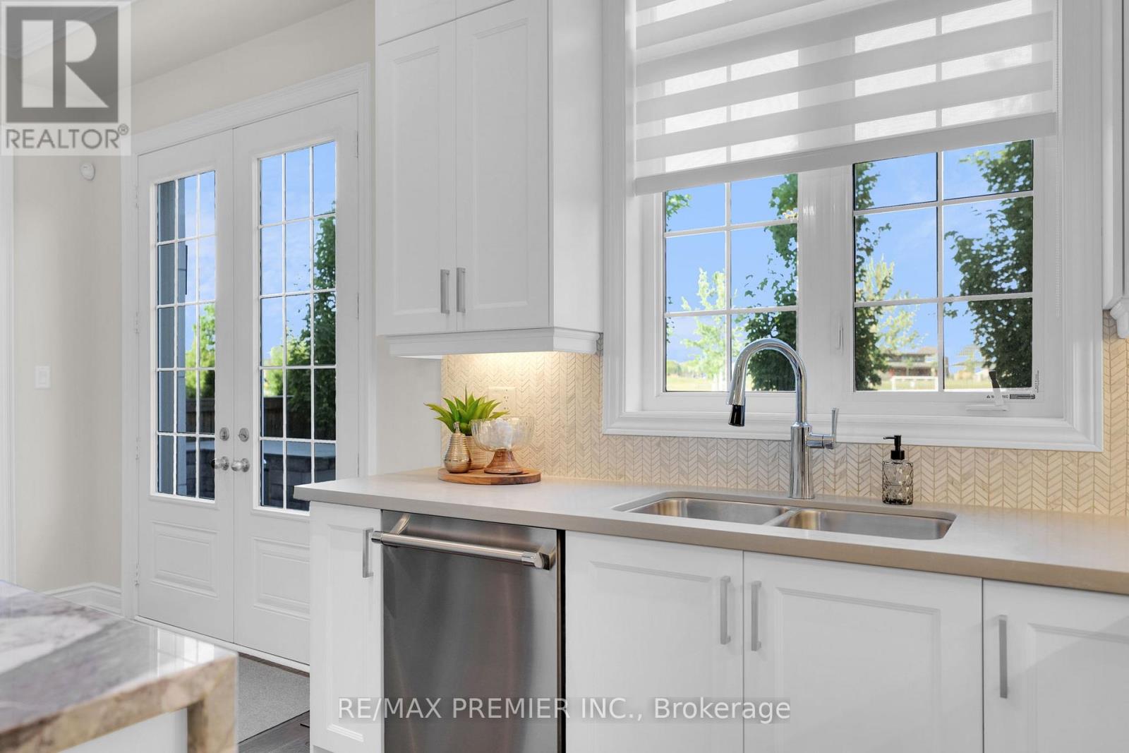 67 Garyscholl Road, Vaughan, Ontario  L4H 3R4 - Photo 20 - N12944786