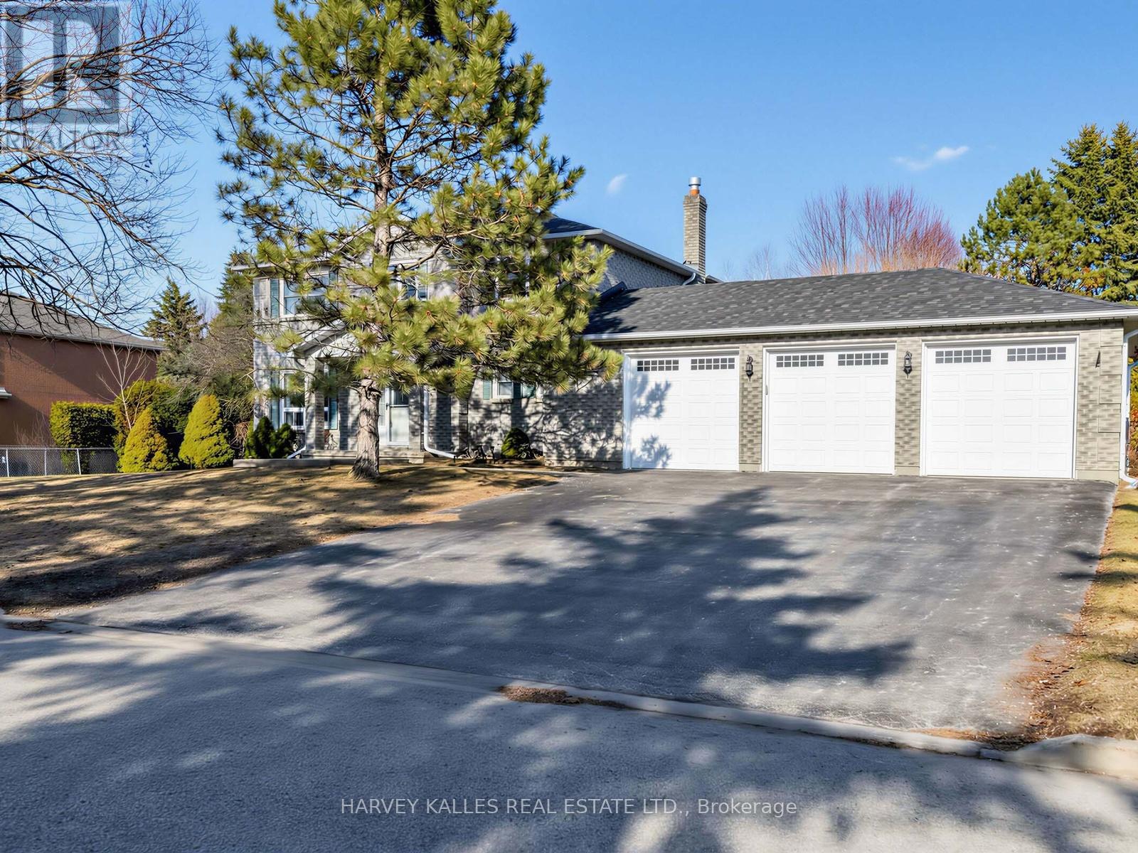 23 Veronica Crescent, East Gwillimbury, Ontario  L0G 1V0 - Photo 3 - N12944802