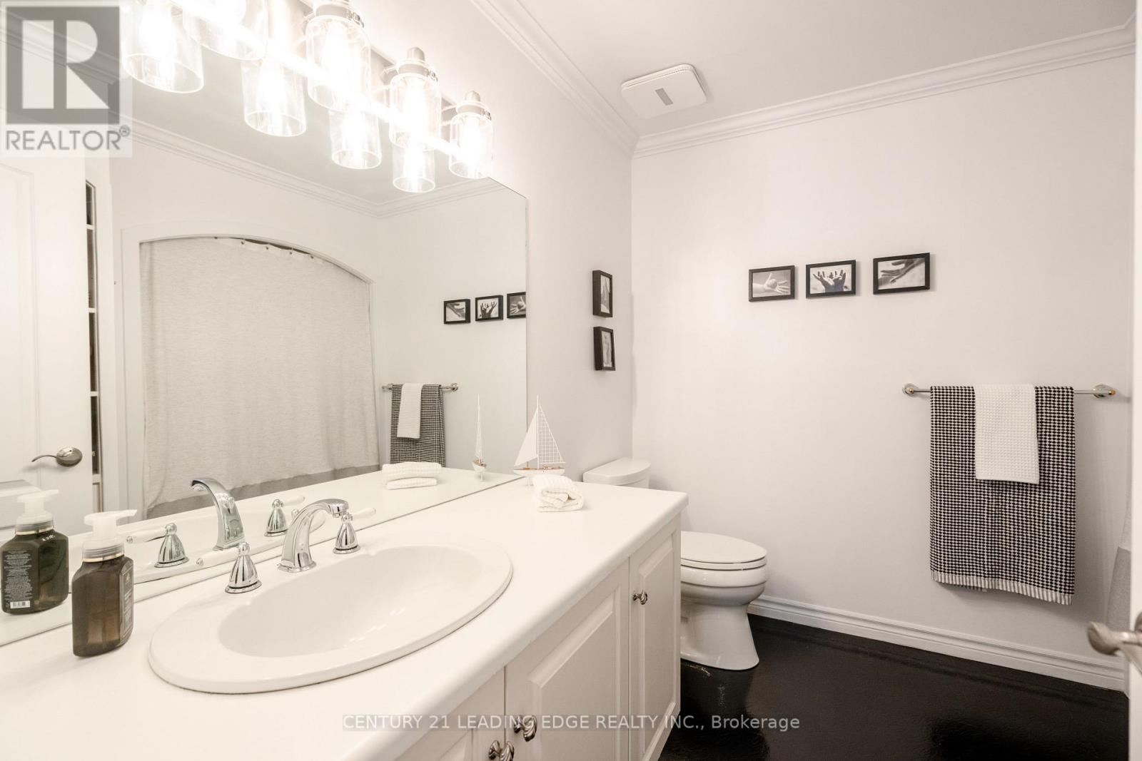 9 - 9 Davy Point Circle, Georgina, Ontario  L4P 3H2 - Photo 23 - N12944806