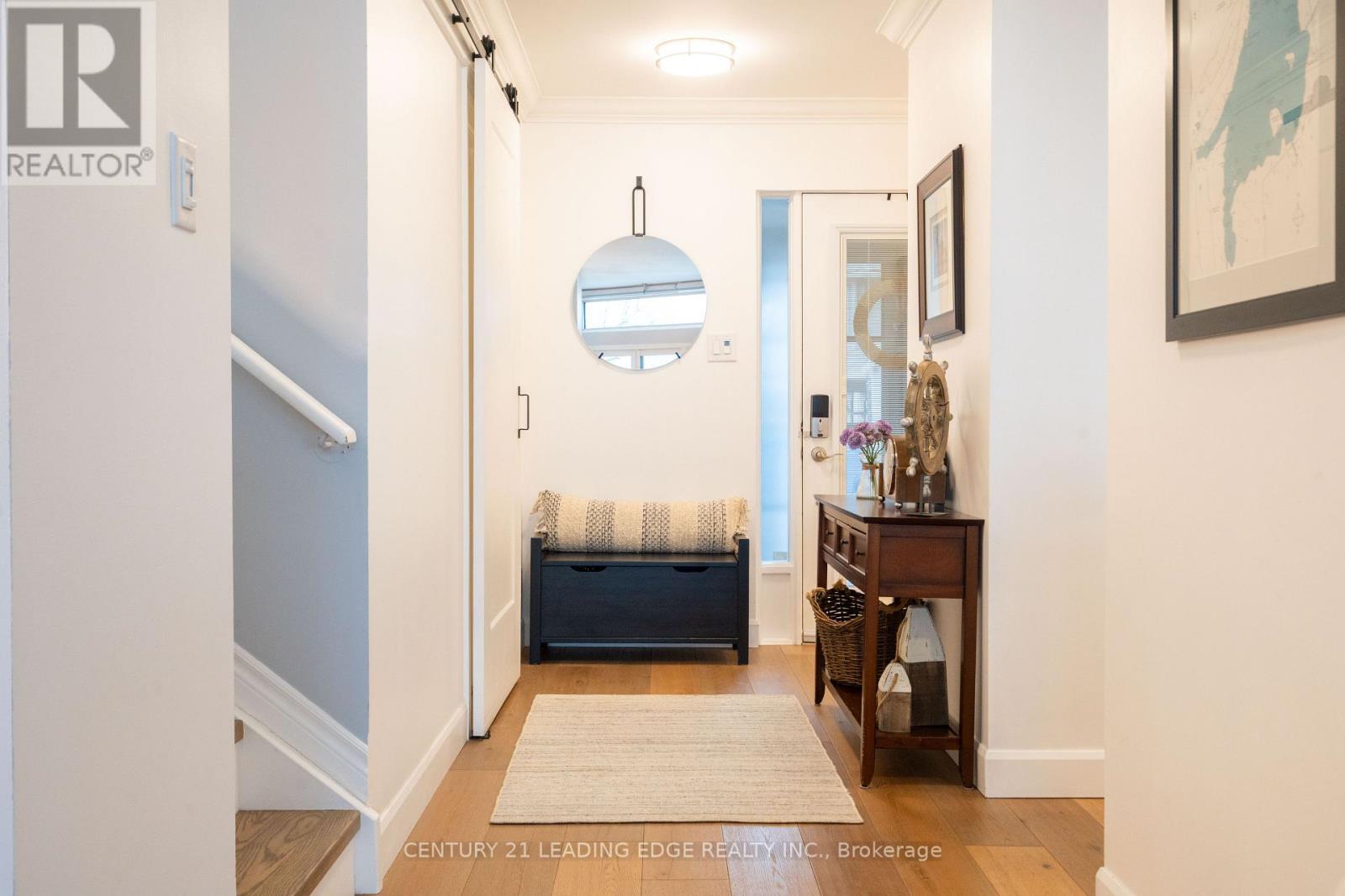 9 - 9 Davy Point Circle, Georgina, Ontario  L4P 3H2 - Photo 3 - N12944806