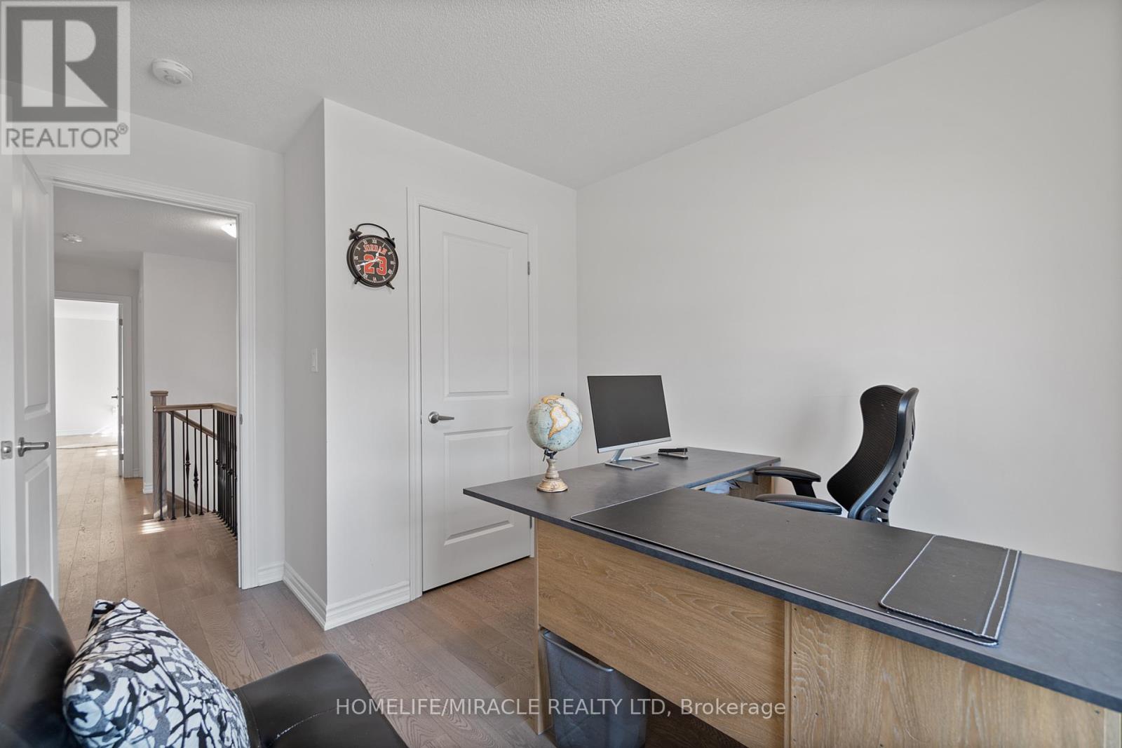 57 Ferragine Crescent, Bradford West Gwillimbury, Ontario  L3Z 4K2 - Photo 26 - N12944860