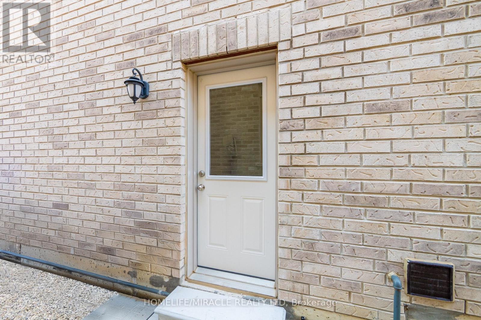 57 Ferragine Crescent, Bradford West Gwillimbury, Ontario  L3Z 4K2 - Photo 31 - N12944860