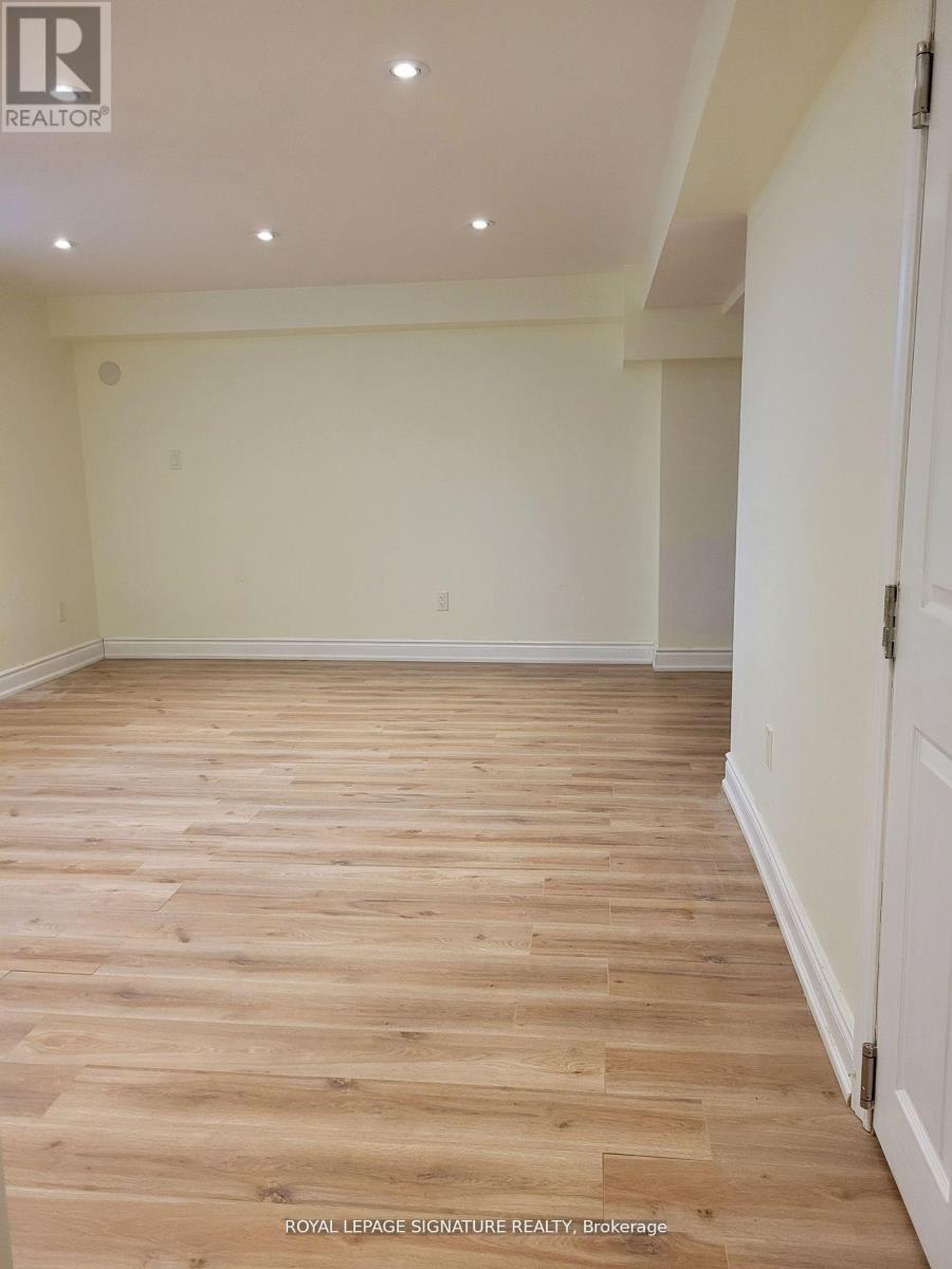 Lower - 42 Ambleside Crescent, Markham, Ontario  L3R 7T2 - Photo 3 - N12944870