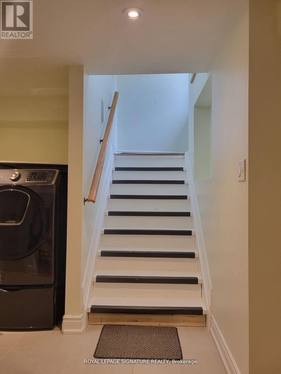 Lower - 42 Ambleside Crescent, Markham, Ontario  L3R 7T2 - Photo 8 - N12944870