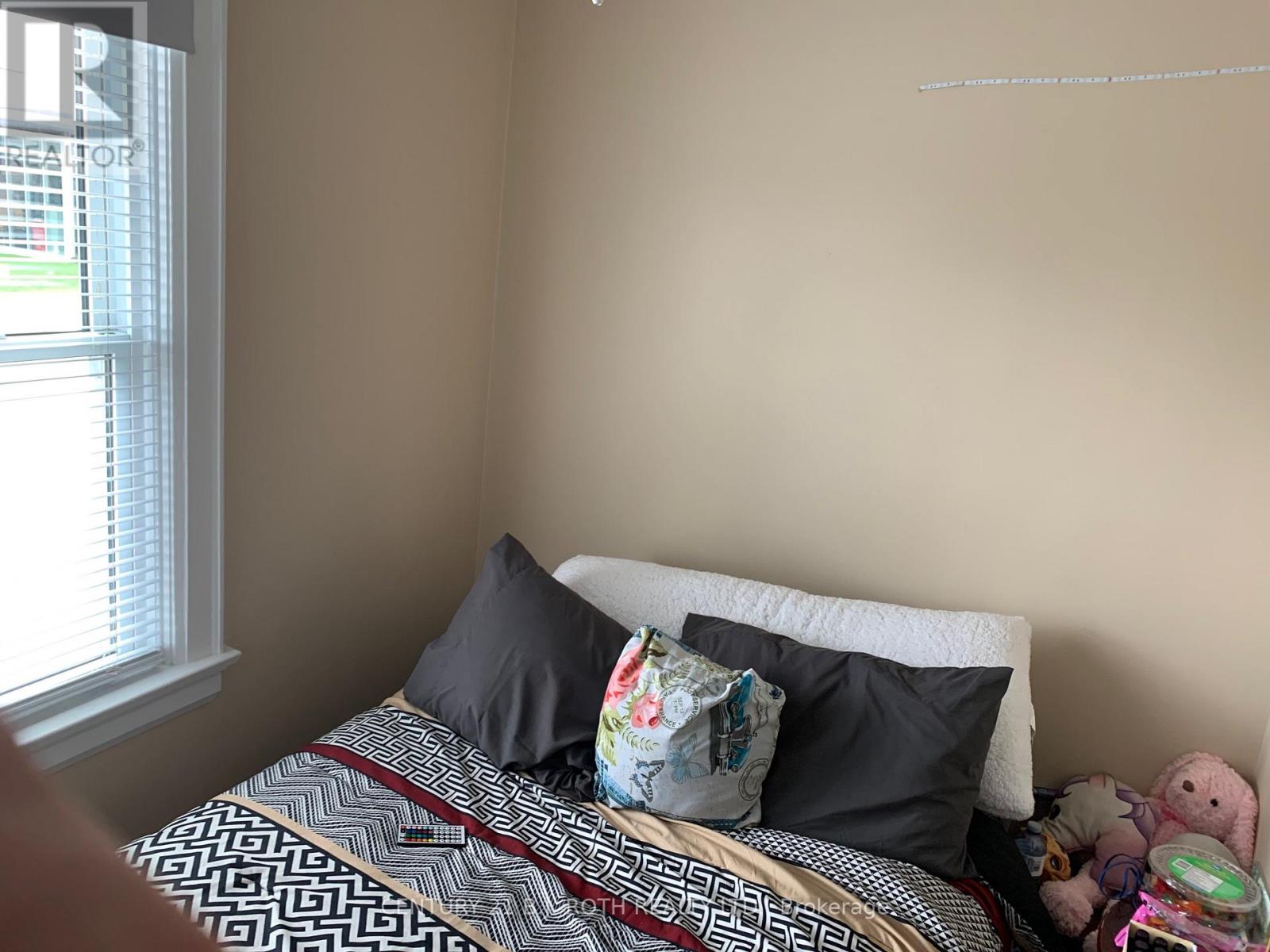 156 Dunlop Street W, Barrie, Ontario  L4N 1B2 - Photo 34 - S12944718