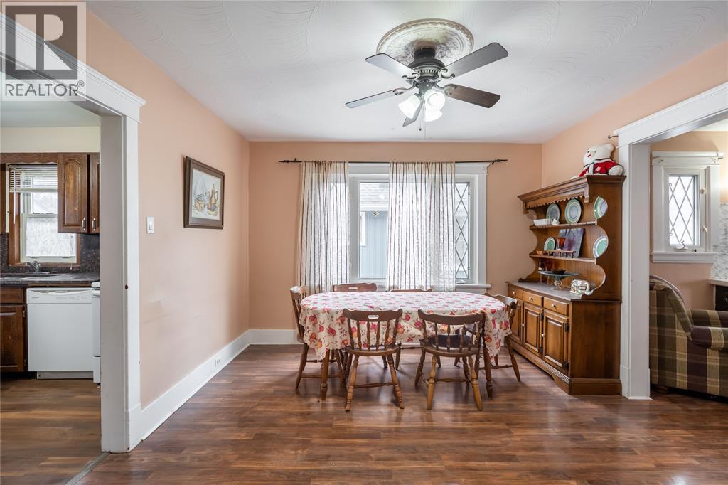 548 Devine Street, Sarnia, Ontario  N7T 1W6 - Photo 11 - 26006748