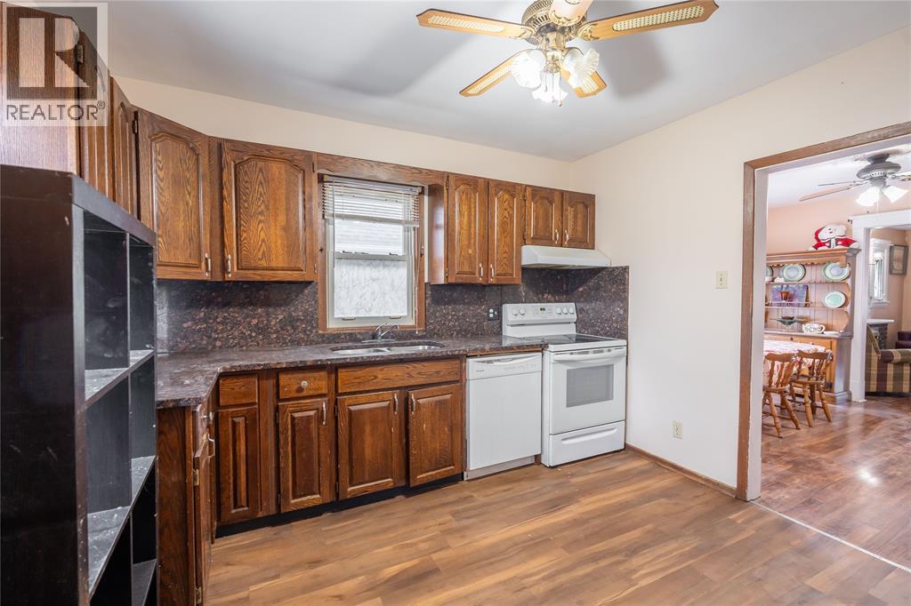 548 Devine Street, Sarnia, Ontario  N7T 1W6 - Photo 15 - 26006748