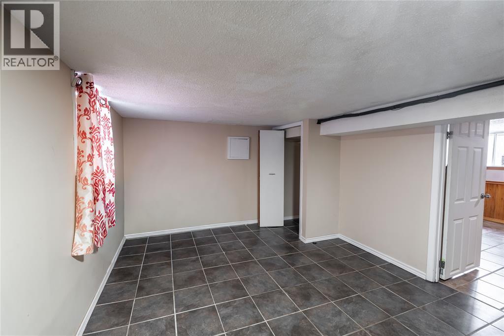 548 Devine Street, Sarnia, Ontario  N7T 1W6 - Photo 27 - 26006748