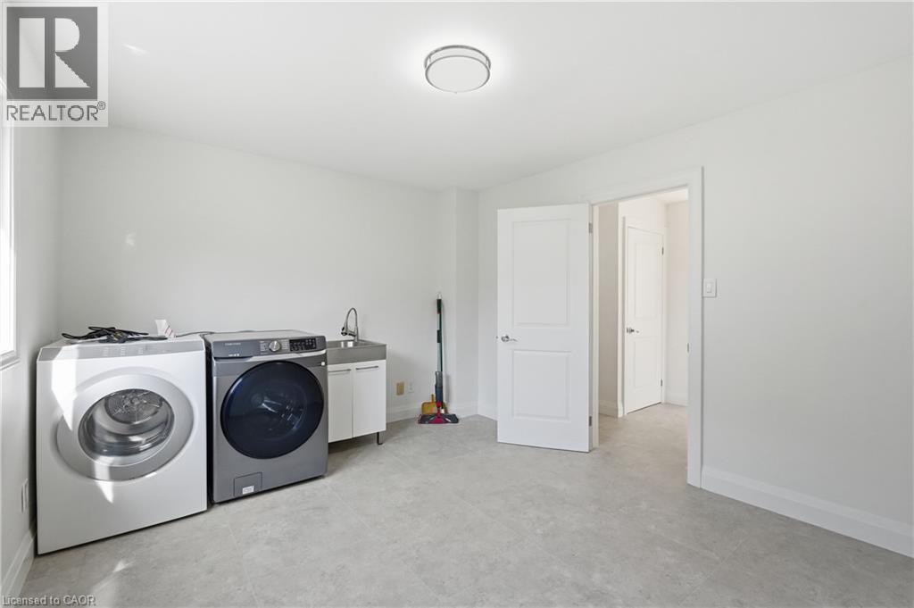 288 Eastdale Boulevard, Stoney Creek, Ontario  L8E 3P4 - Photo 27 - 40816764