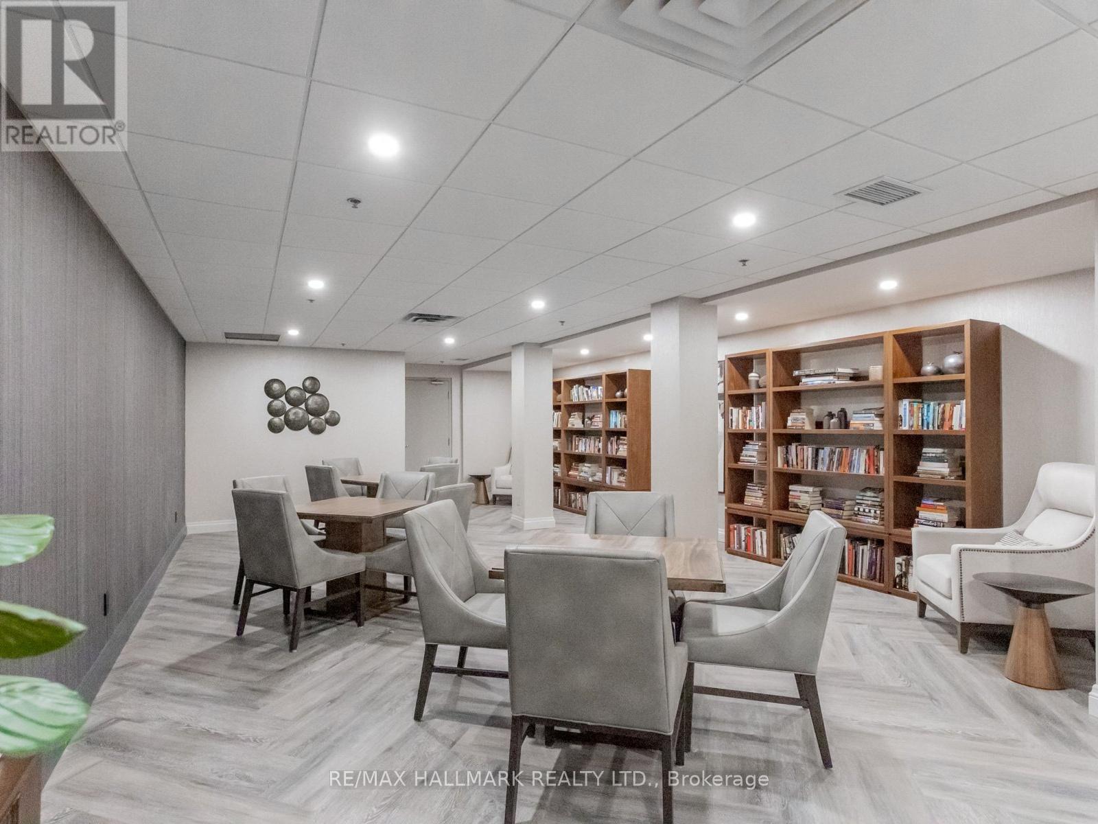 724 - 1 Leaside Park Drive, Toronto, Ontario  M4H 1R1 - Photo 22 - C12896052