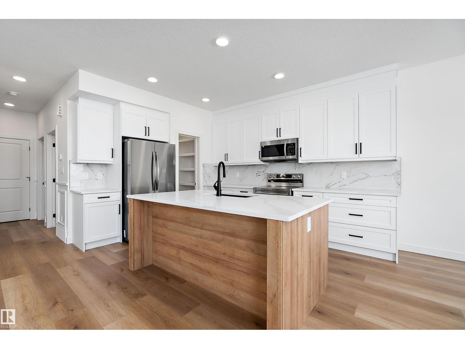 1134 Goldfinch Cr Nw Nw, Edmonton, Alberta  T5S 0R1 - Photo 12 - E4476746