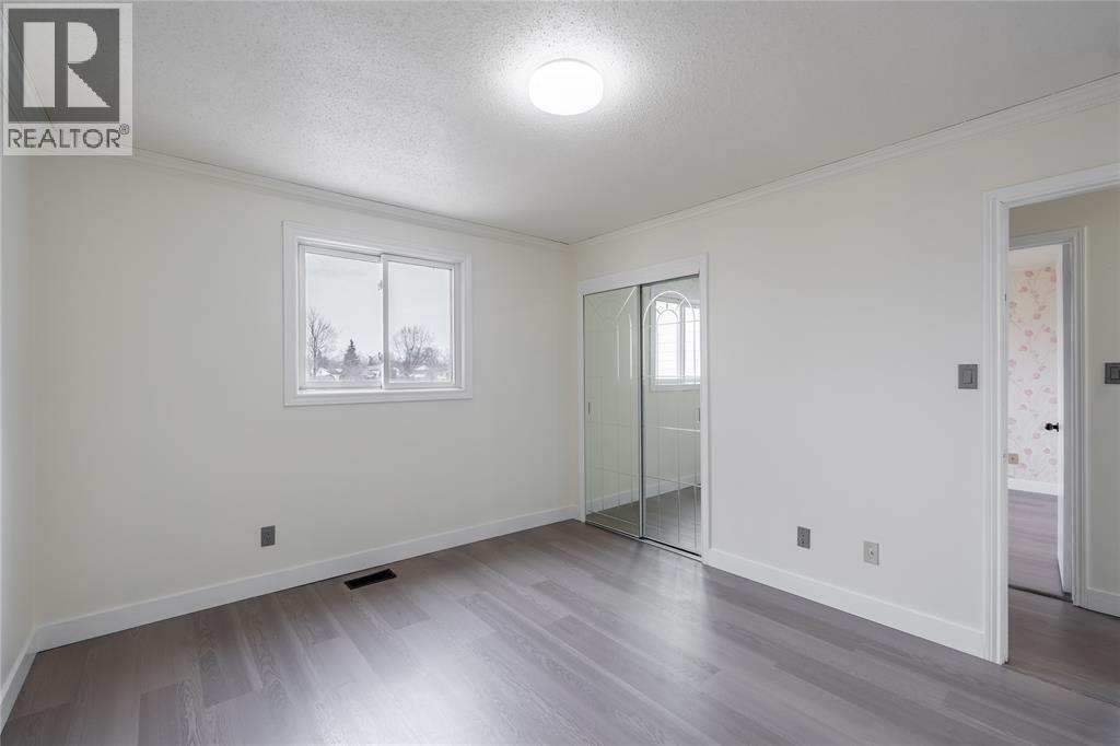 305 Oaklea Court, Sarnia, Ontario  N7S 5Y9 - Photo 14 - 26006760