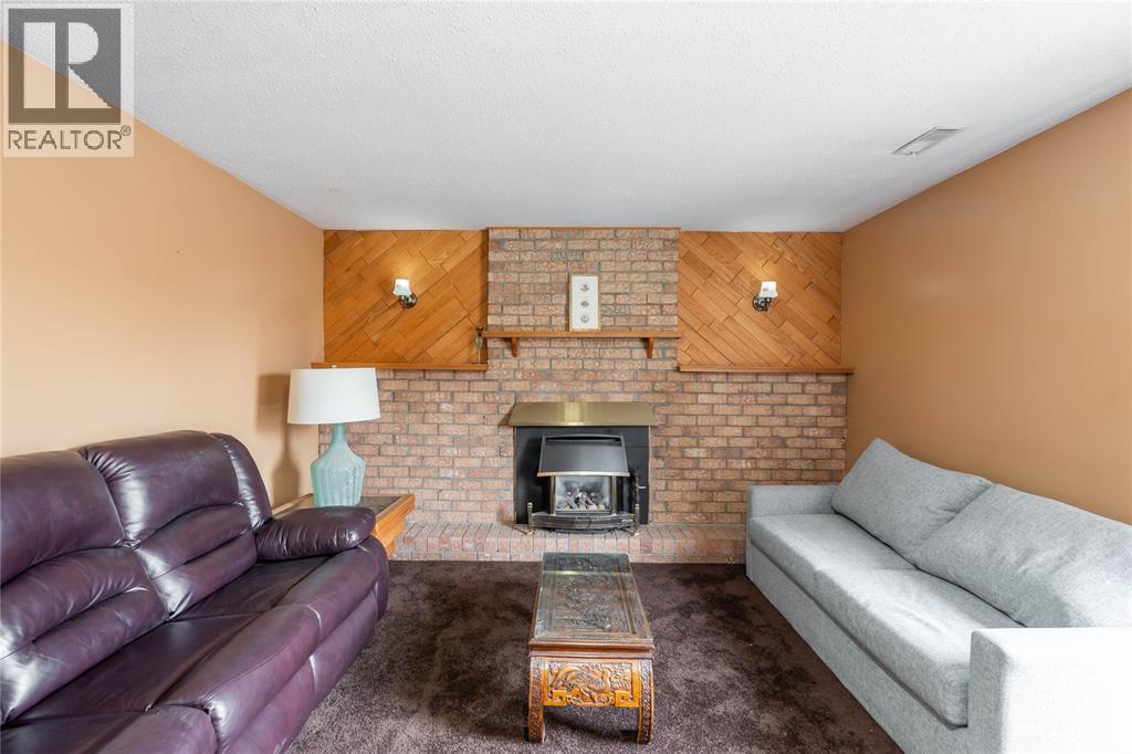 305 Oaklea Court, Sarnia, Ontario  N7S 5Y9 - Photo 22 - 26006760