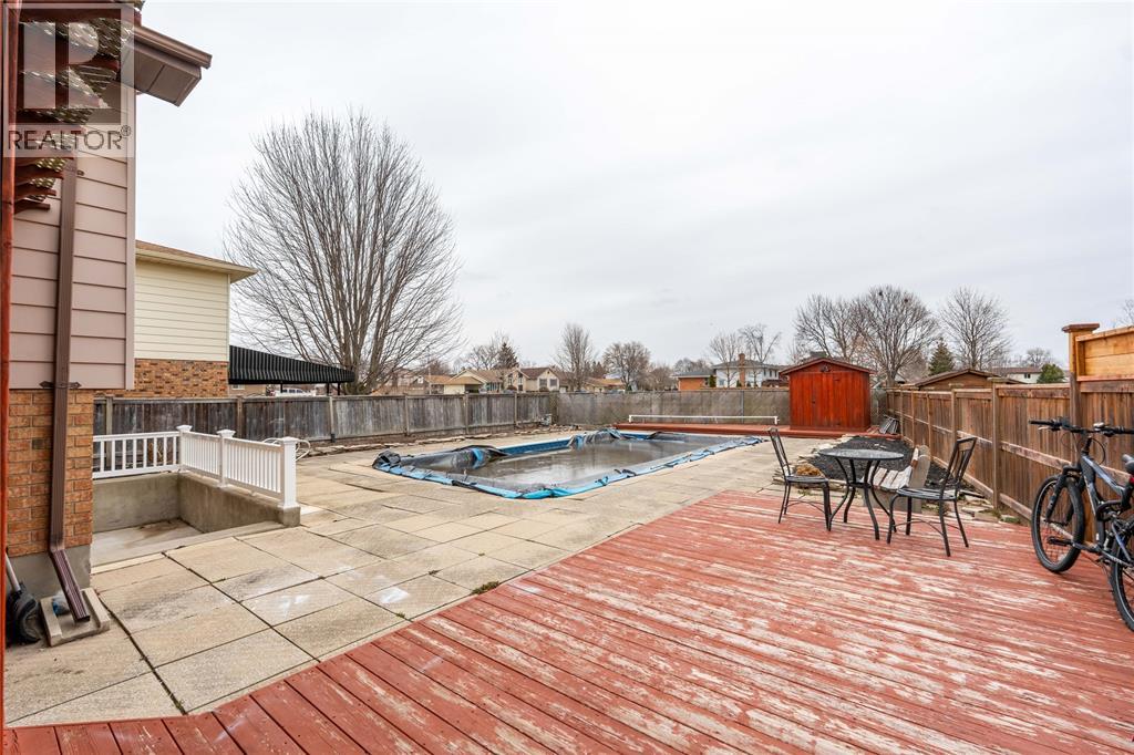 305 Oaklea Court, Sarnia, Ontario  N7S 5Y9 - Photo 34 - 26006760