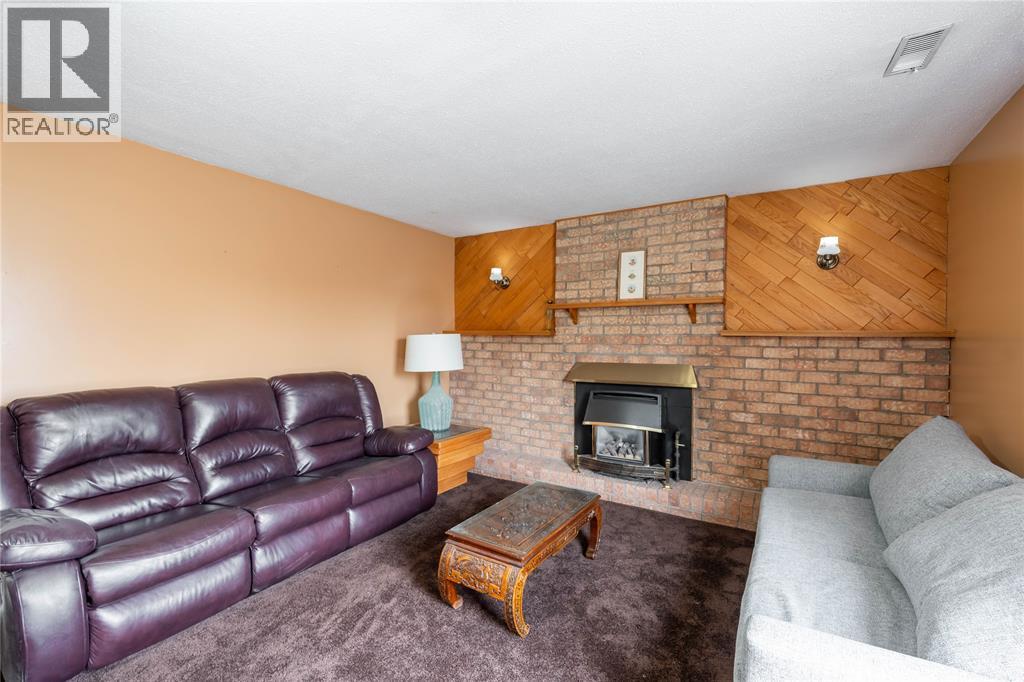 305 Oaklea Court, Sarnia, Ontario  N7S 5Y9 - Photo 23 - 26006760