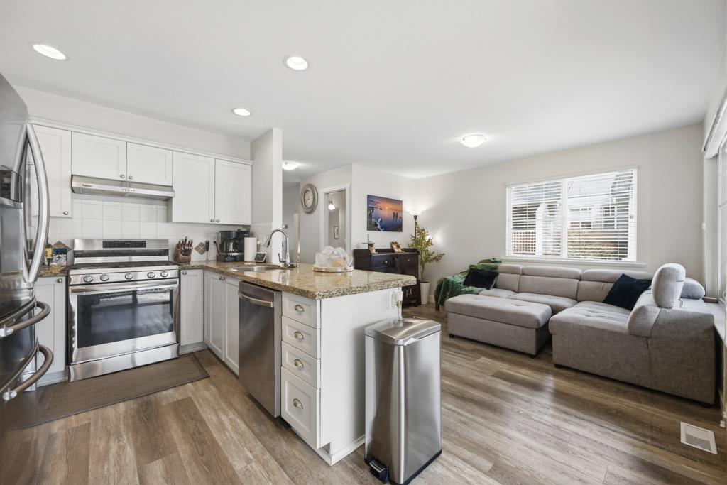 8 6568 193b Street, Surrey, British Columbia  V4N 5S2 - Photo 8 - R3105775