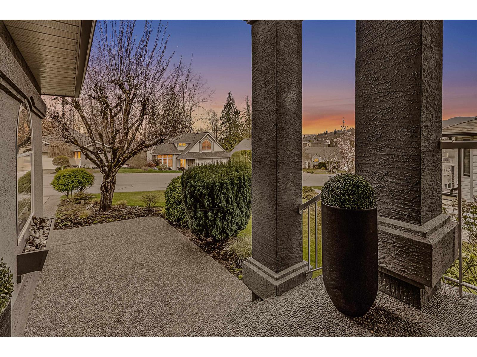 3550 Mckinley Drive, Abbotsford, British Columbia  V3G 1C8 - Photo 3 - R3105211