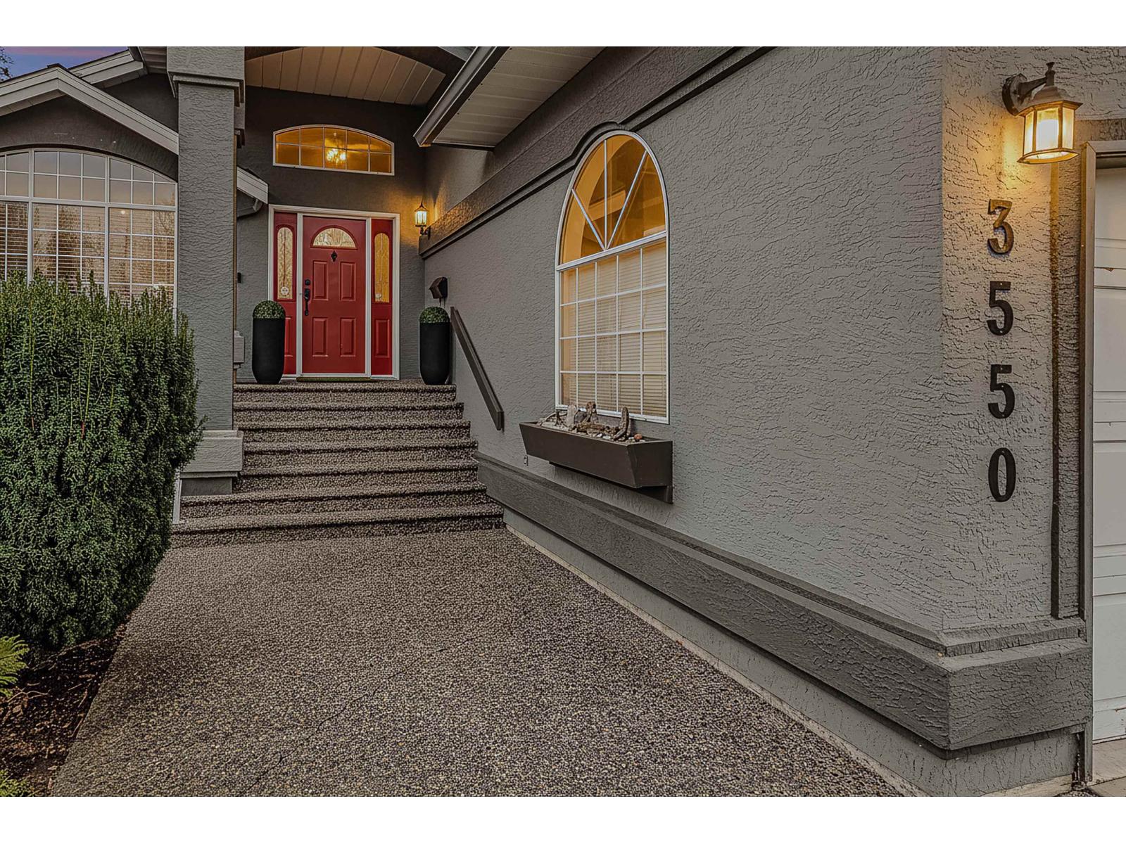 3550 Mckinley Drive, Abbotsford, British Columbia  V3G 1C8 - Photo 2 - R3105211