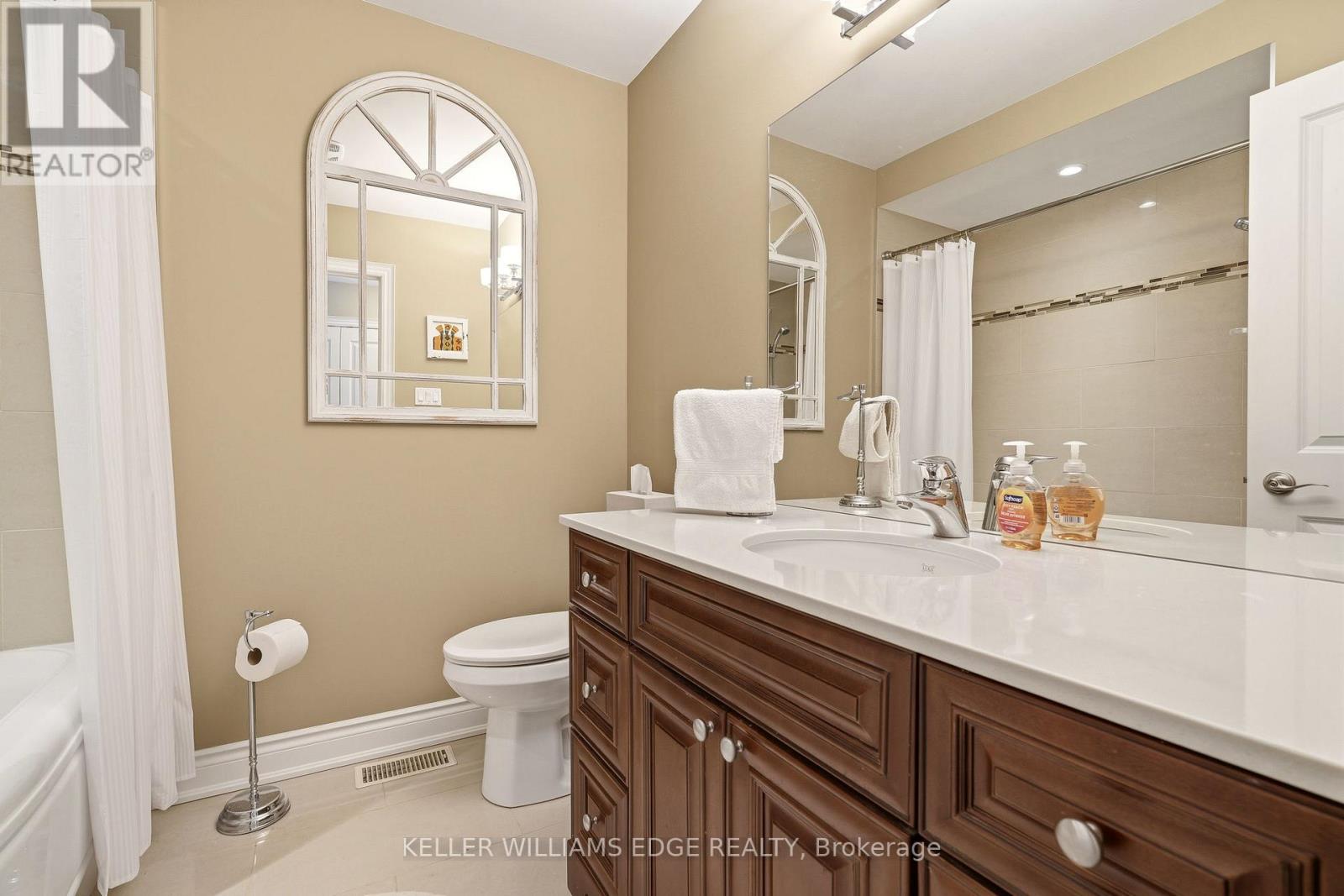 1528 Westminster Place, Burlington, Ontario  L7P 2B5 - Photo 16 - W12944660