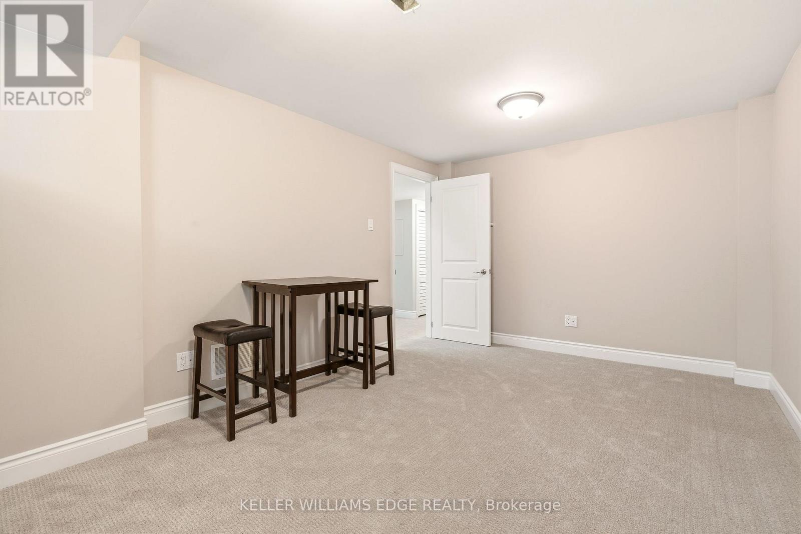 1528 Westminster Place, Burlington, Ontario  L7P 2B5 - Photo 23 - W12944660