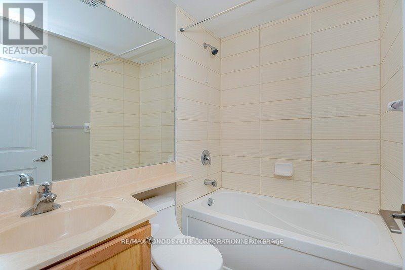 1802 - 50 Absolute Avenue, Mississauga, Ontario  L4Z 0A9 - Photo 11 - W12944702